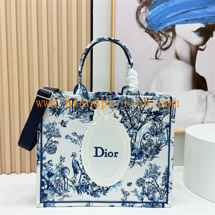 CD1287JZLS-JS　クリスチャンディオール CHRISTIAN DIOR 2026年 Book Tote ブック トートバッグ ショルダーバッグ レディース