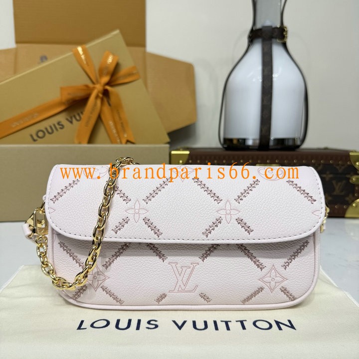 M29502-057　ルイヴィトン LOUISVUITTON 2026年 ウォレット オン チェーン アイビー ショルダーバッグ レディース